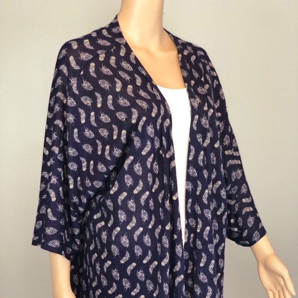 Lularoe dk blue feather open high low cardigan - Picture 4 of 8
